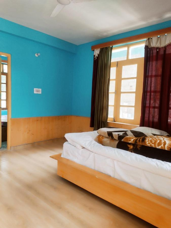 Woods Inn Mountain View Manali Luaran gambar