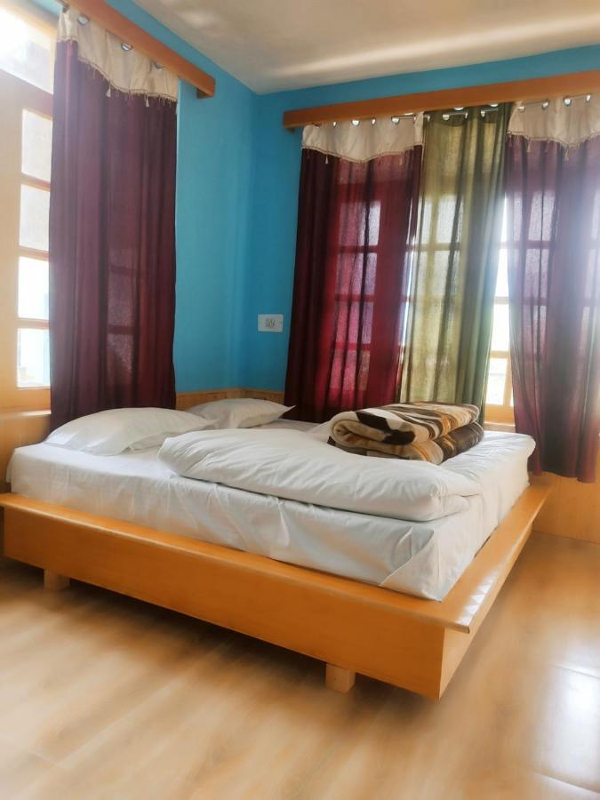 Woods Inn Mountain View Manali Luaran gambar